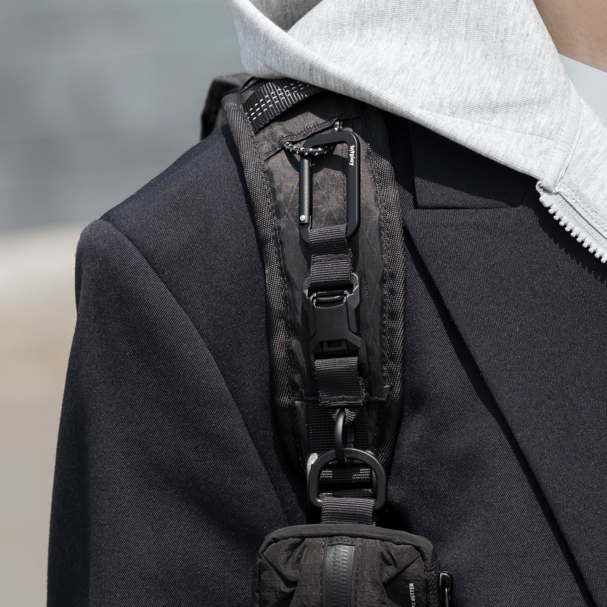 BITPLAY Magnetic Flick Carabiner 磁吸快拆登山扣