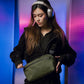 ALPAKA Eclipse Gaming Sling 便攜遊戲包，專為玩家設計。
