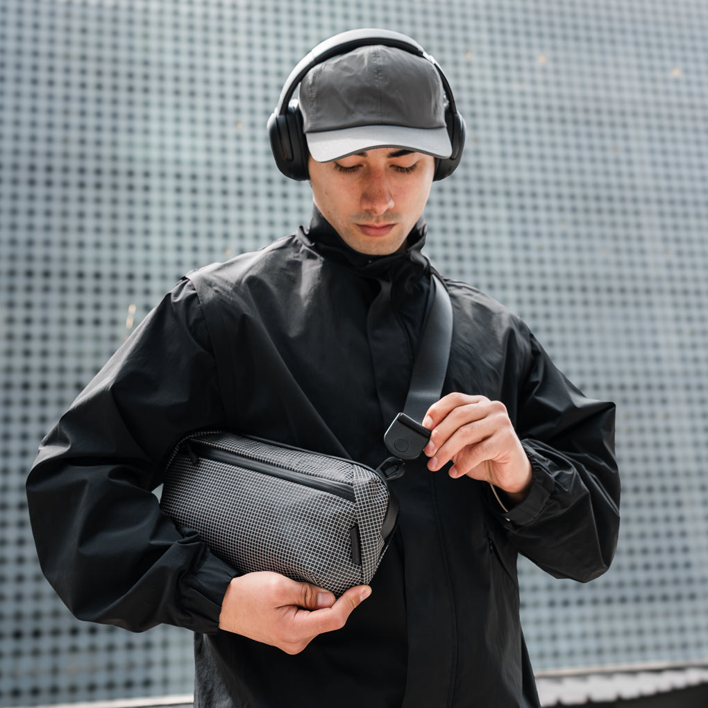 ALPAKA Momentum Sling 超輕斜背包 