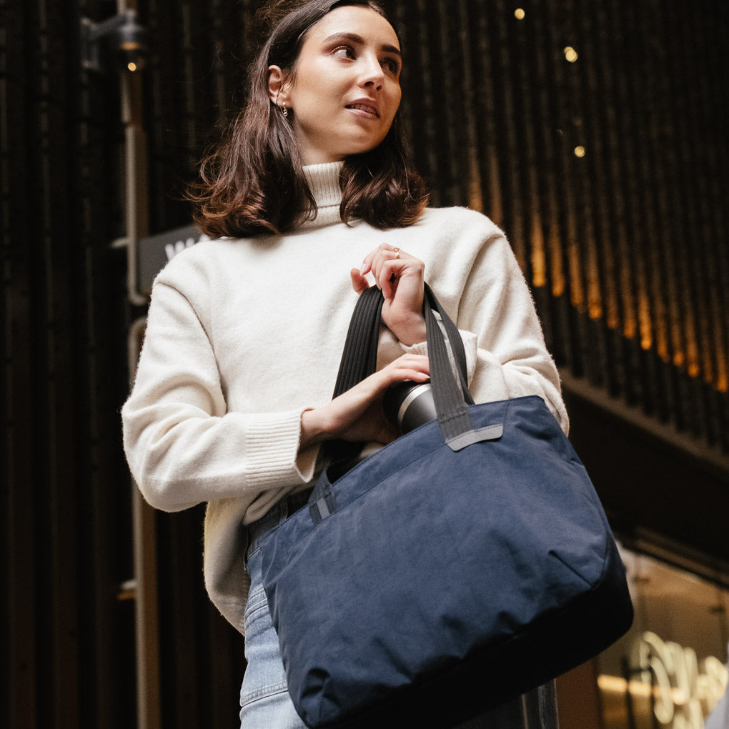 ALPAKA Flight Tote L 外觀展示｜Axoflux 400D Ripstop Nylon 托特袋