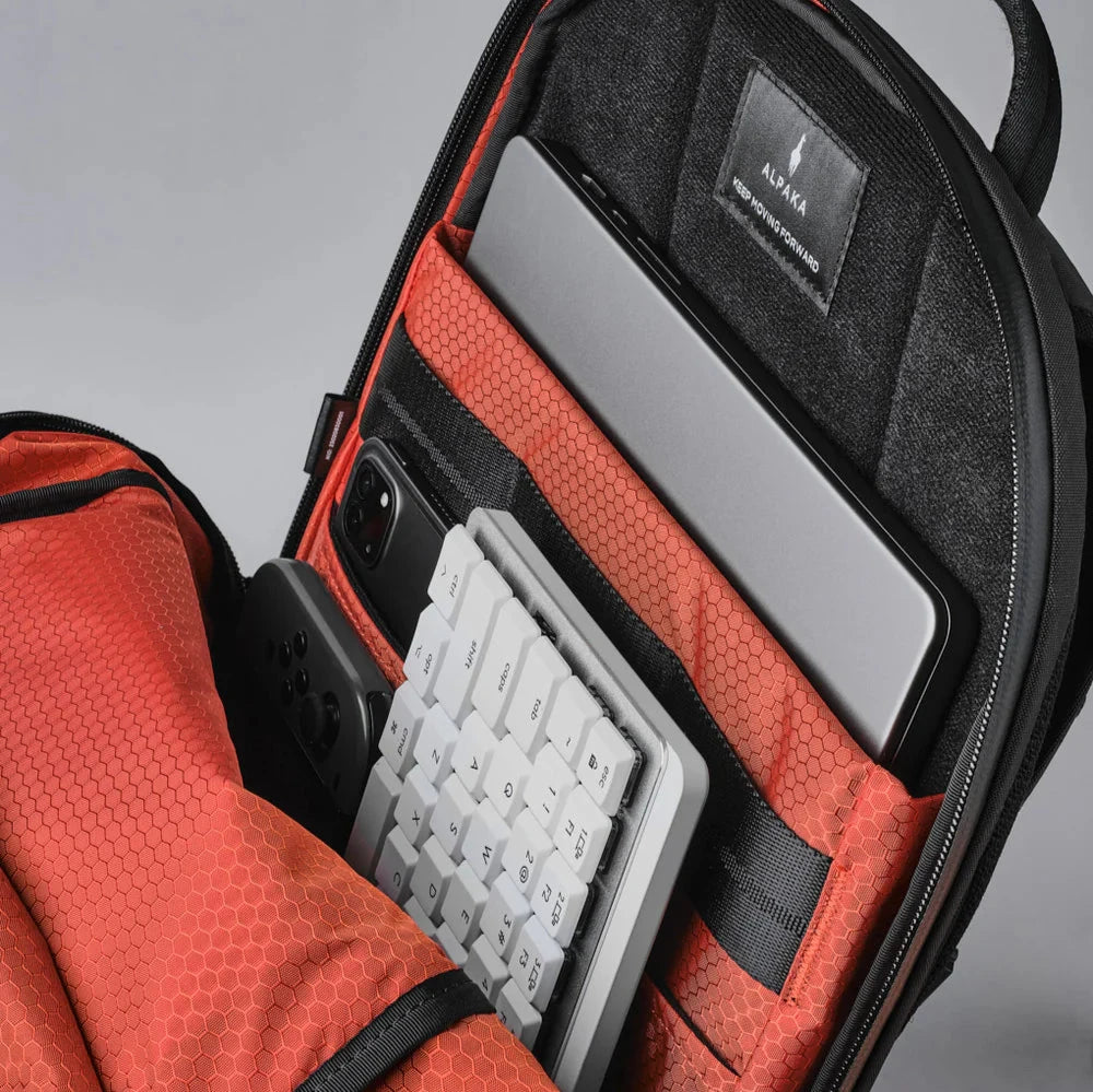 ALPAKA Elements Backpack Pro 防水背囊｜採用 XPac VX42 軍規防水布料