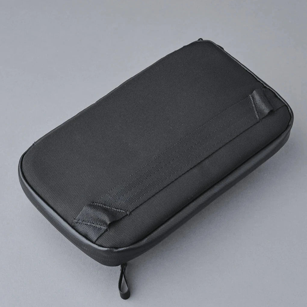 ALPAKA Elements Tech Case Mini｜X-Pac VX42 防風雨材質，在各種天氣下保持乾爽