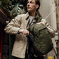 ALPAKA Essential Backpack Pro 22L 防潑水 EDC 背囊｜隱藏 AirTag 收納｜旅行與日常通勤必備