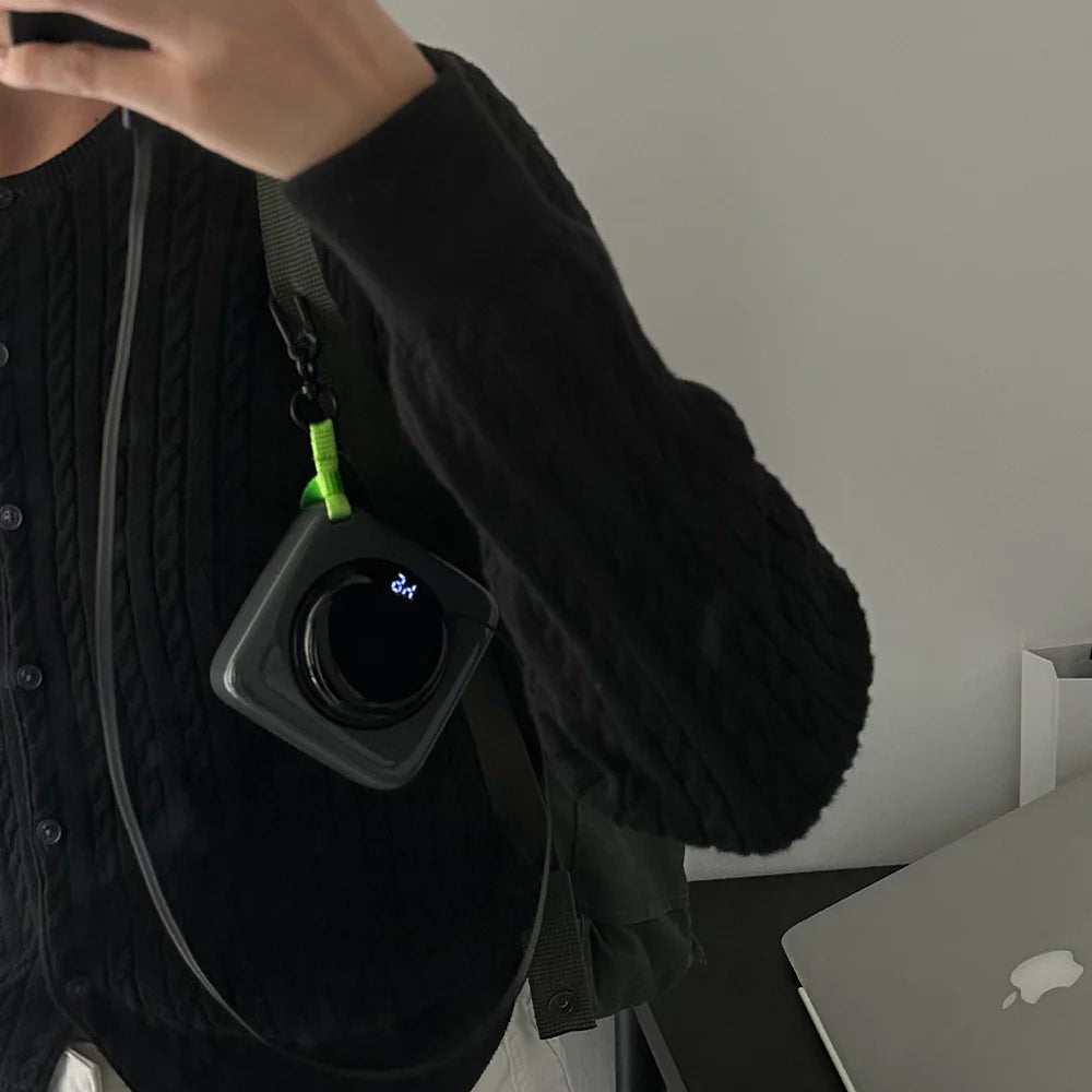 FANSDREAMS 行動電源搭配穿戴登山扣，隨時攜帶輕鬆充電