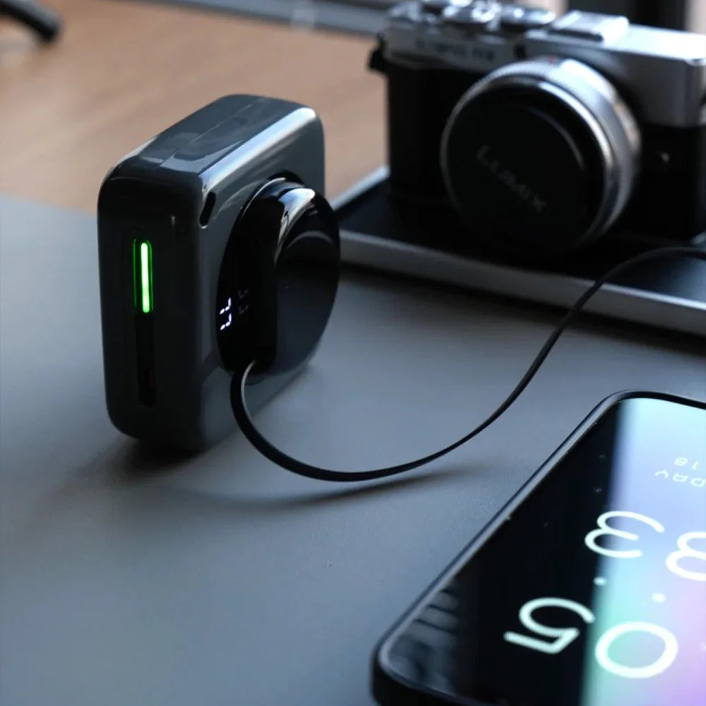 20000mAh FANSDREAMS 行動電源為手機提供 3 次以上充電