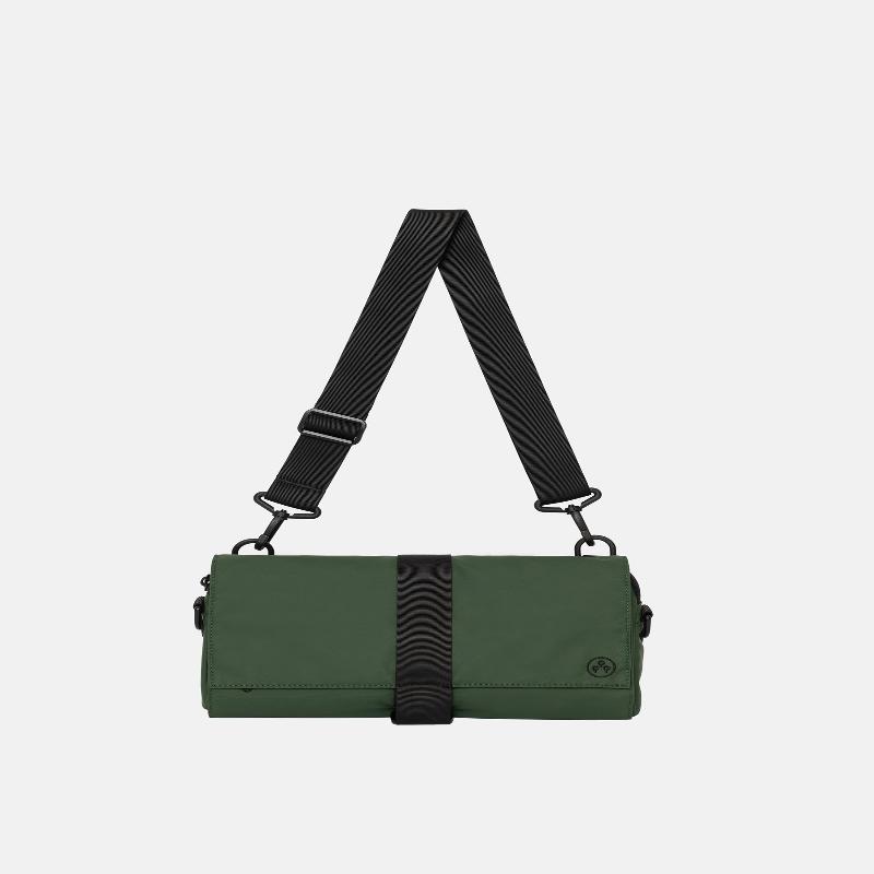 KIWEE Trlangle Sling Bag 單肩包 FG002A
