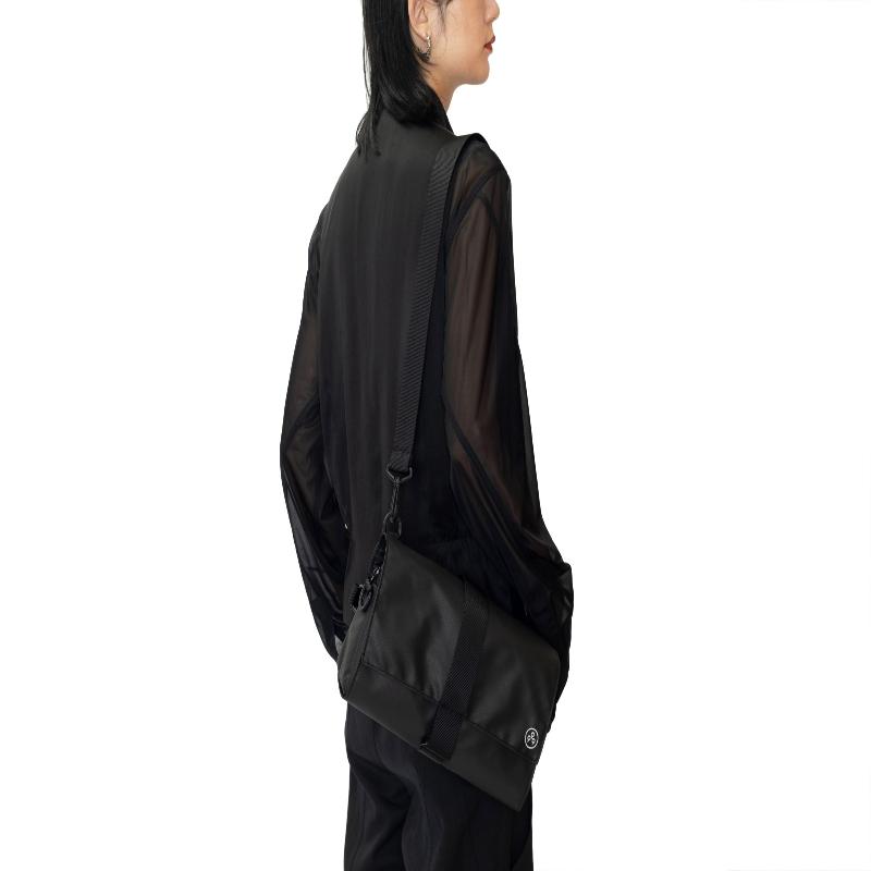 KIWEE Trlangle Sling Bag 單肩包 FG002A