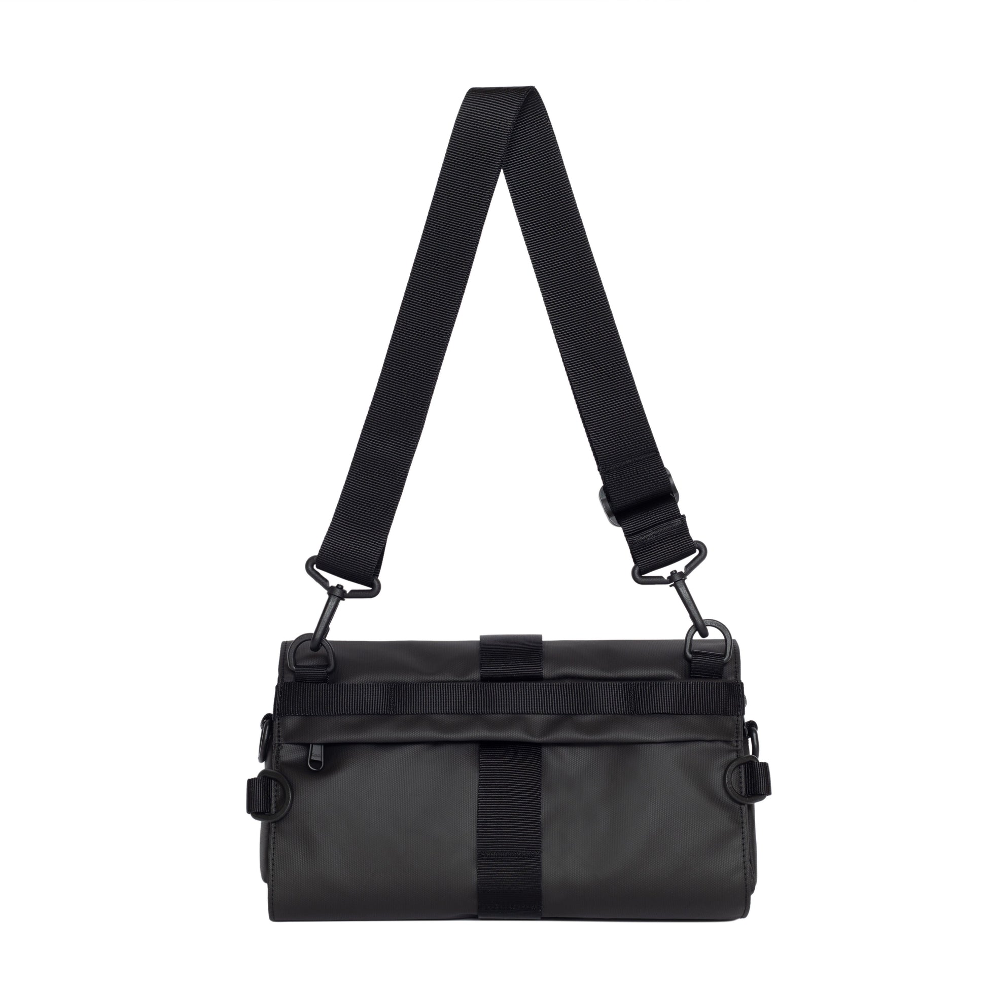 創新可拆卸設計，Triangle Sling Bag 可作洗漱袋或收納袋使用