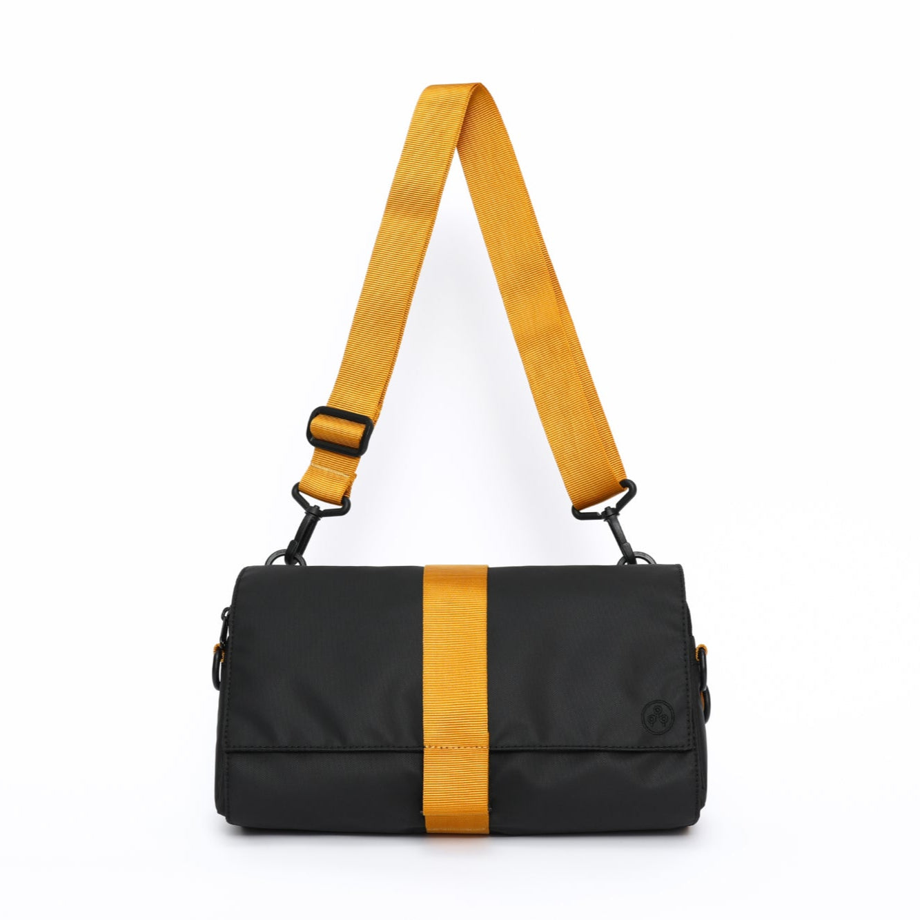 Kiwee Triangle Sling Bag 多功能輕便斜挎包，環保防水設計，適合日常與旅行使用