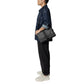 KIWEE Triangle Sling Bag 提供松綠色、灰色及黑色三種時尚配色