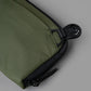 ALPAKA Flight Pouch 2in1 防撕裂手機包｜採用 Axoflux 210D 防撕裂尼龍材質與 YKK Aquaguard 防水拉鍊