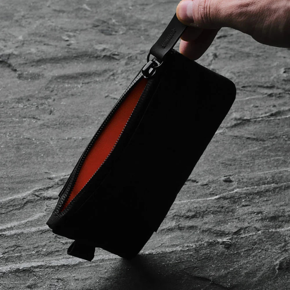 ALPAKA Zip Pouch Coin 零錢收納袋｜採用 X-Pac® VX21 防撕裂防水布料 製作，結合 YKK 防風雨拉鍊