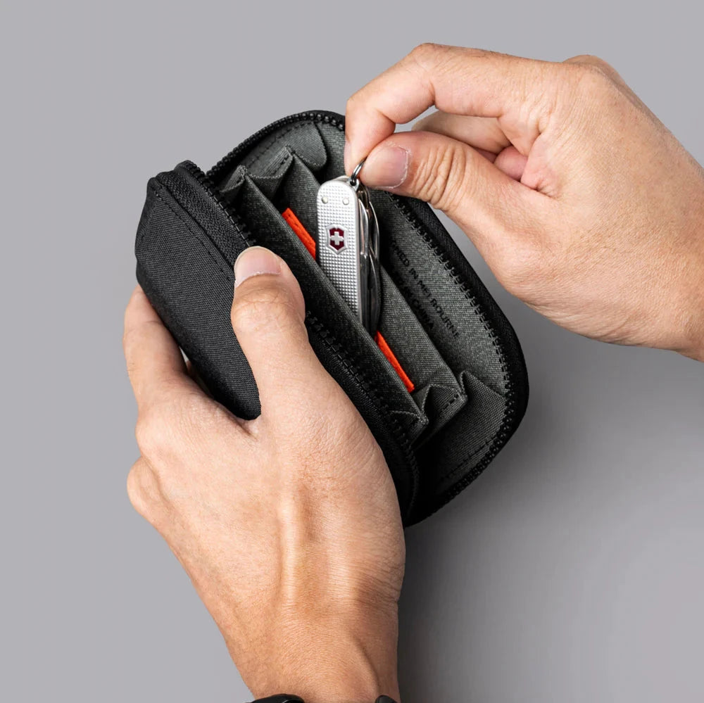 ALPAKA Hub Zip Pocket 多功能拉鏈包｜採用 Axoflux 300D 防潑水面料