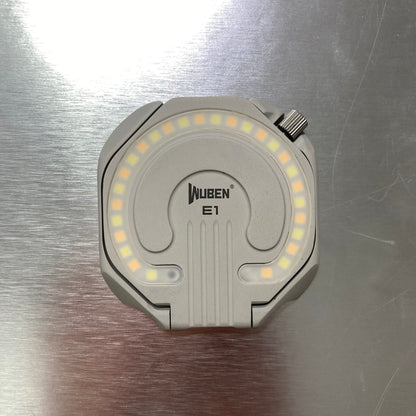 WUBEN E1 手機自拍燈 #1809 ( 陳列品/瑕疵品特價出售 )