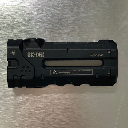 LOOP GEAR SK05 四合一 EDC 手電筒 #1810 ( 陳列品/瑕疵品特價出售 )