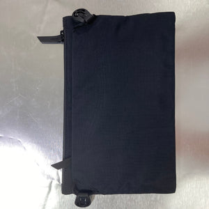 ALPAKA Zip Pouch Max V2 多功能側肩包 #1982( 陳列品/瑕疵品特價出售 )