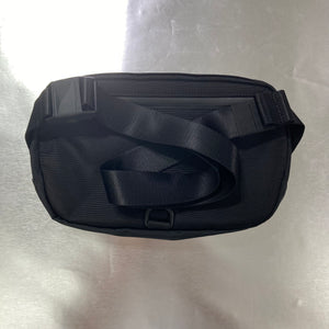 ALPAKA Go Sling Mini V2 輕便側肩包 #1970 ( 陳列品/瑕疵品特價出售 )