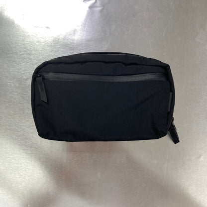 ALPAKA Toiletry Bag 洗漱化妝包 #1984( 陳列品/瑕疵品特價出售 )