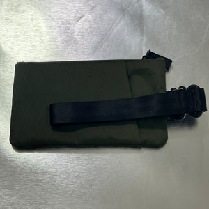 ALPAKA Zip Clutch 拉鏈手拿包 XPAC #1956( 陳列品/瑕疵品特價出售 )