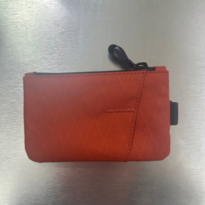 ALPAKA Zip Pouch Pro 升級版防潑水收納包 #1949 ( 陳列品/瑕疵品特價出售 )