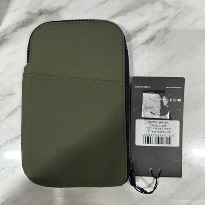 ALPAKA Zip Travel Wallet 旅行護照錢包 #1973( 陳列品/瑕疵品特價出售 )