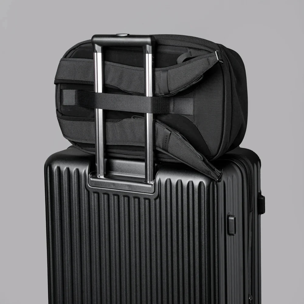 ALPAKA Metro Backpack Pro 背囊｜Axoflux 600D 與 X-Pac® VX42 兩種材質