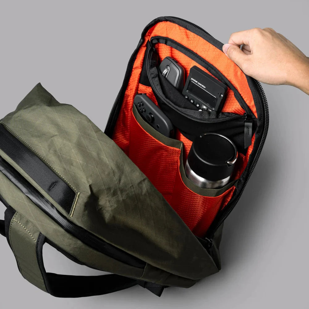 ALPAKA Metro Backpack Pro 背囊｜人體工學設計，快速存取功能
