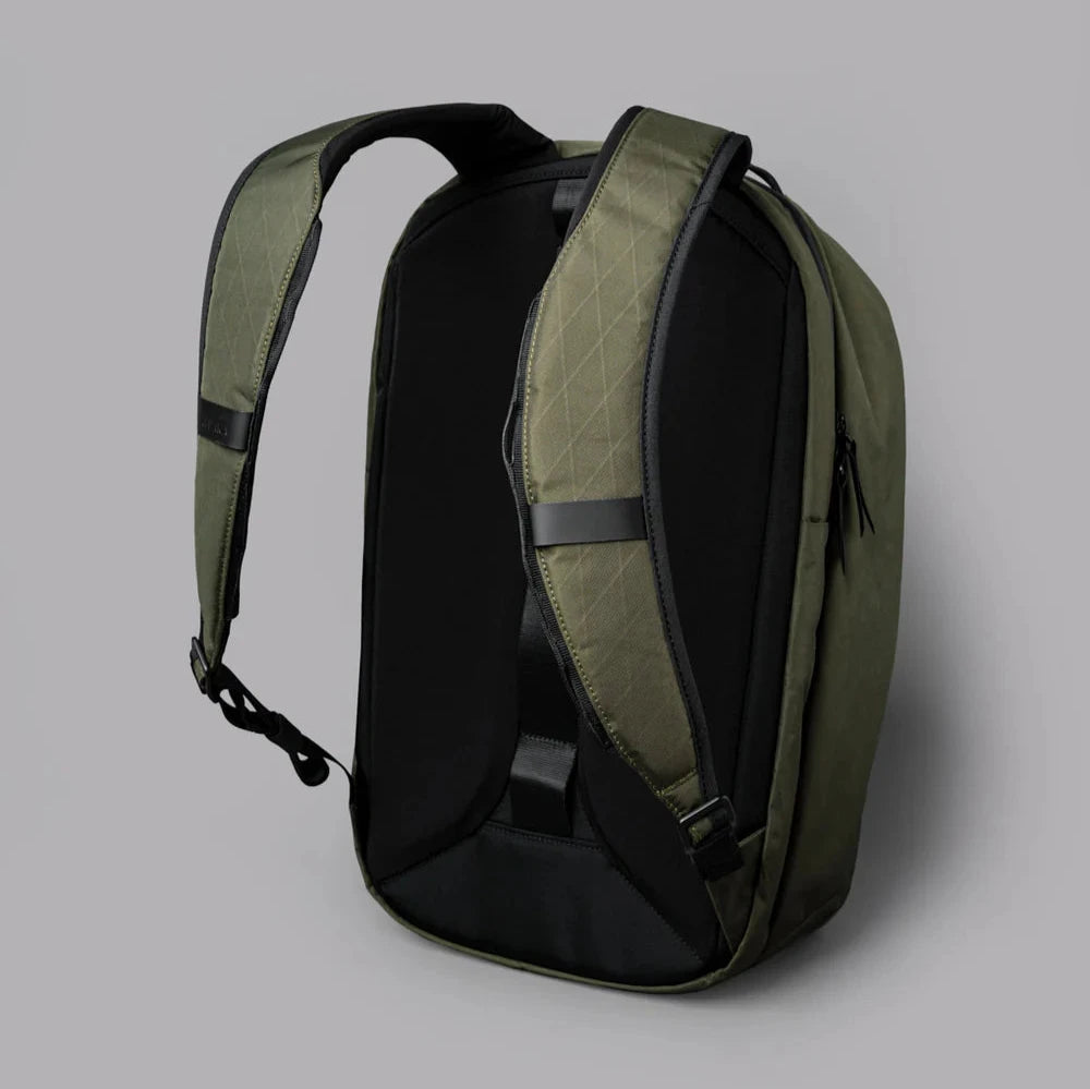 ALPAKA Metro Backpack Pro 背囊｜人體工學設計，快速存取功能