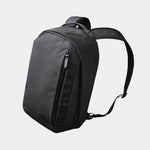 ALPAKA Metro Backpack 通勤背囊 - 帶襯墊肩帶與通風背板，減輕肩膀壓力，提升背負舒適度