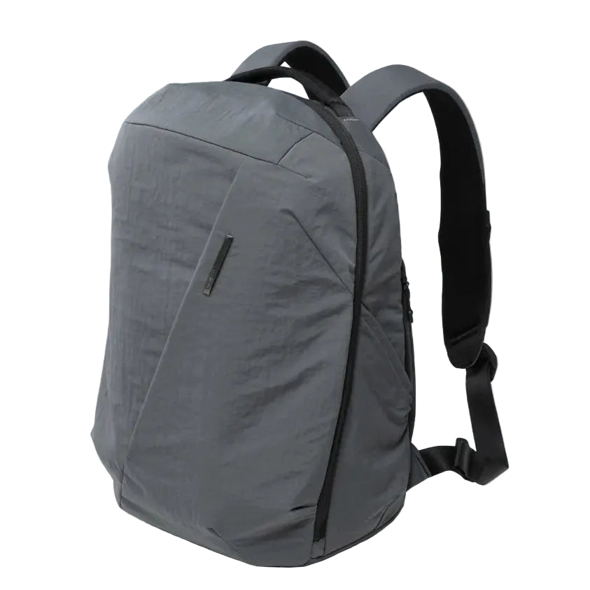 尋找完美的 Premium Urban Carry 裝備？NIID NEO Nomad N3 19L 輕量背囊專為香港上班族設計。配備 14 吋懸浮防震電腦格、全景大開口及 10+ 收納分區，防潑水面料無懼風雨。完美契合日常通勤、EDC 收納與短途旅行需求。

