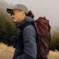 PEAK DESIGN Outdoor Backpack | PFAS-free 防水塗層，耐磨且防濕滑