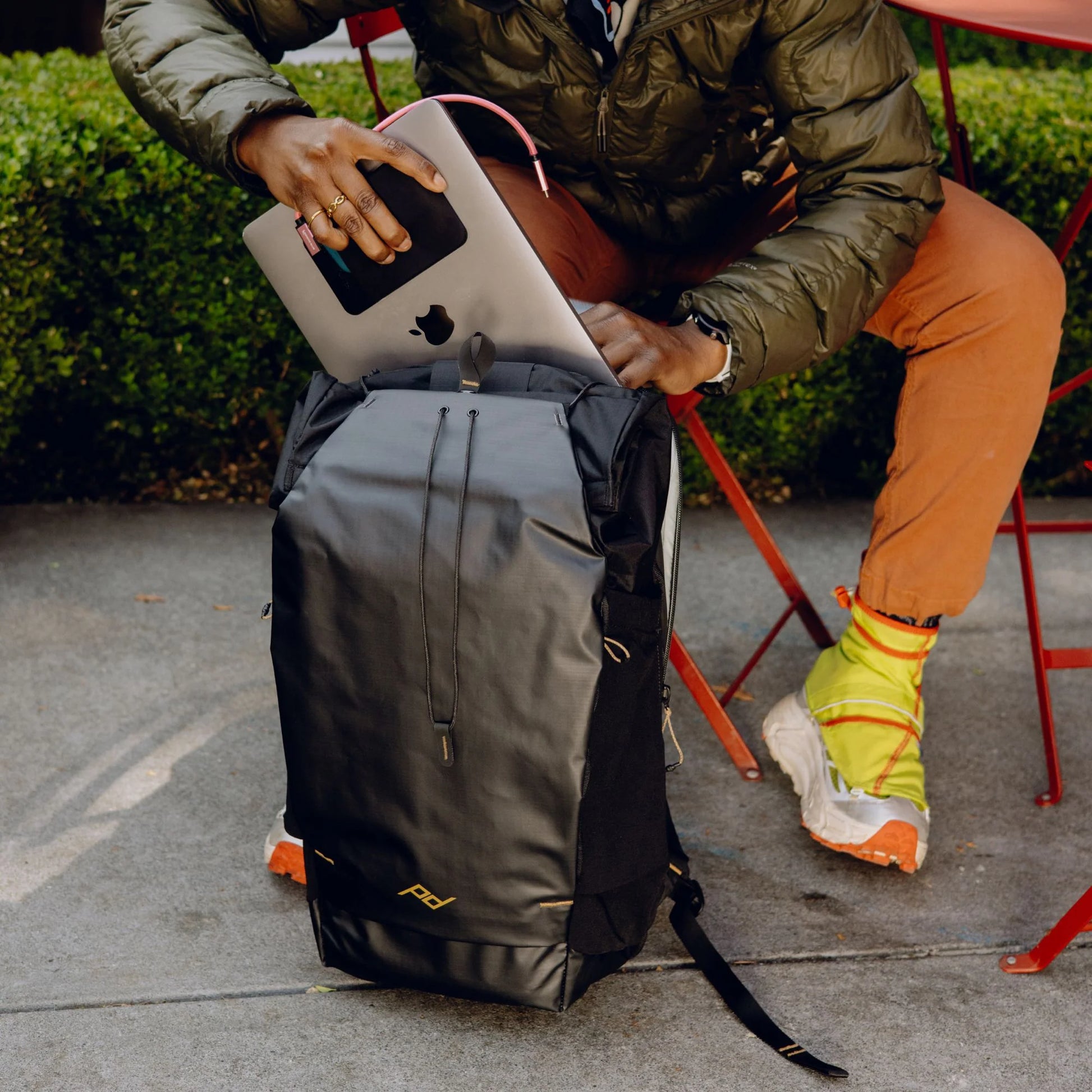 PEAK DESIGN Outdoor Backpack | 輕便多功能登山背囊｜靈活應對戶外需求