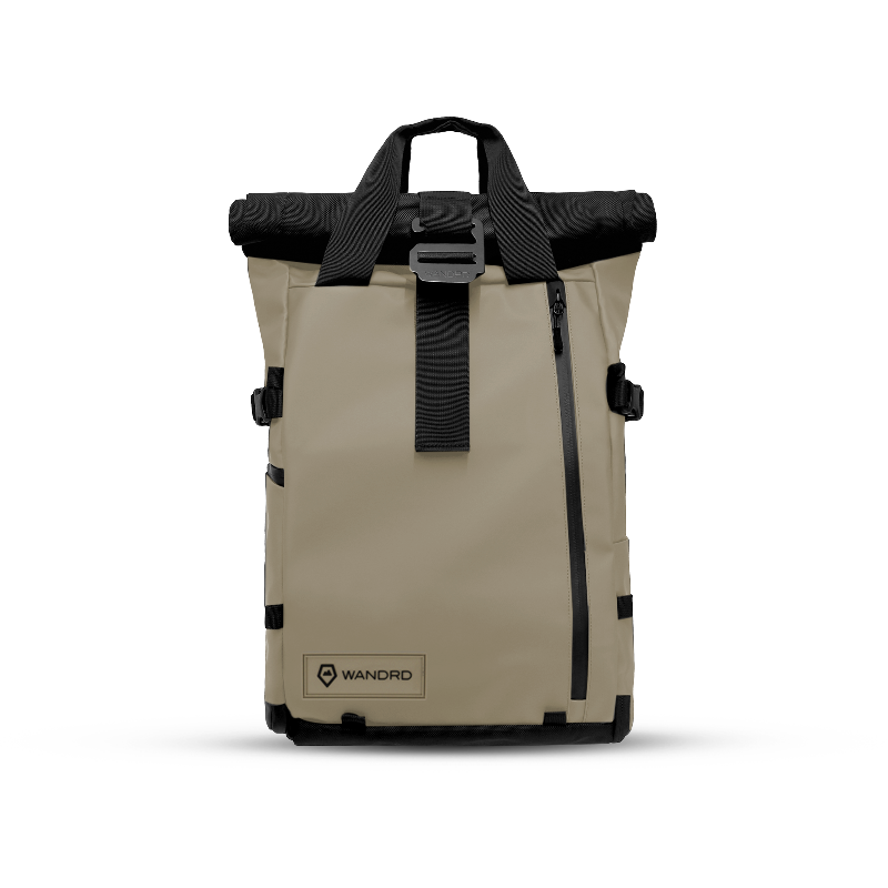 WANDRD PRVKE Backpack 多功能相機後背包｜採用防水篷布與 Robic 1680D 尼龍，提供全天候防護