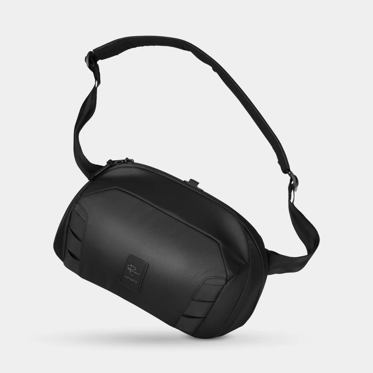 NOMATIC Mckinnon Sling 單肩包｜內部設有記憶卡袋、電池袋及多個網袋