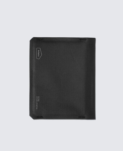 BITPLAY Slim Bifold Passport Holder 超薄機能護照套｜RFID 防護｜輕巧便攜旅行夾