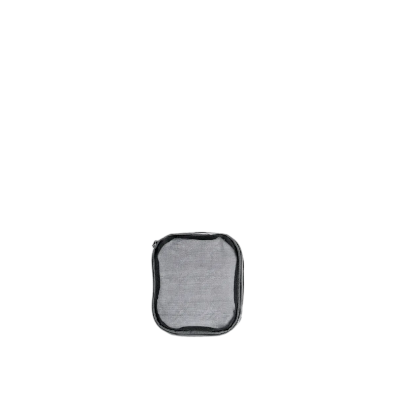 WANDRD Packing Cubes 旅行收納包｜中號與大號收納包配有壓縮與擴展拉鍊設計