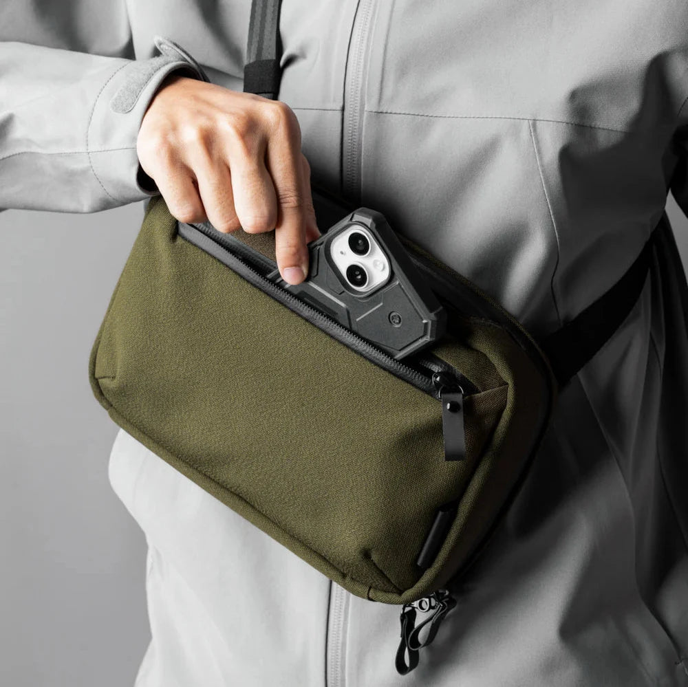 ALPAKA Elements Tech Case Max 收納包｜採用 600D 再生布料與防水 YKK 拉鍊