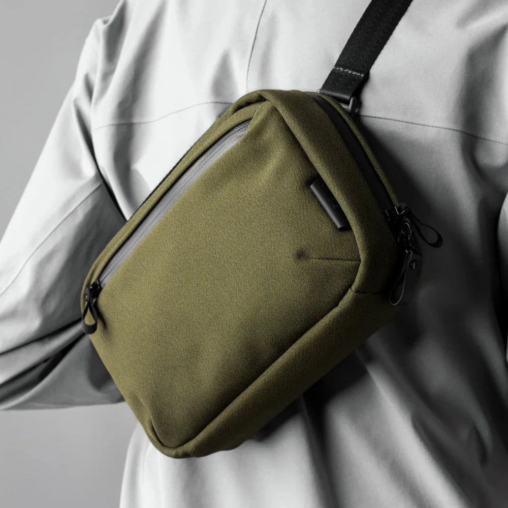 ALPAKA Elements Tech Case Max 收納包｜採用 600D 再生布料與防水 YKK 拉鍊