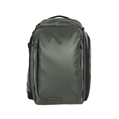 WANDRD TRANSIT Travel Backpack｜採用防風雨材質與加強拉鍊設計，全天候防護