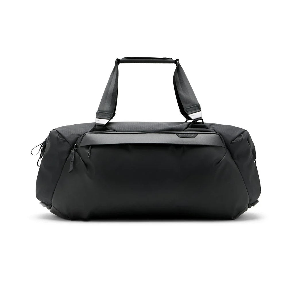 PEAK DESIGN Travel Duffel｜採用 600D 再生防水材料 製成，底部採用 900D 防水材質