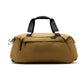 PEAK DESIGN Travel Duffel｜採用 600D 再生防水材料 製成，底部採用 900D 防水材質