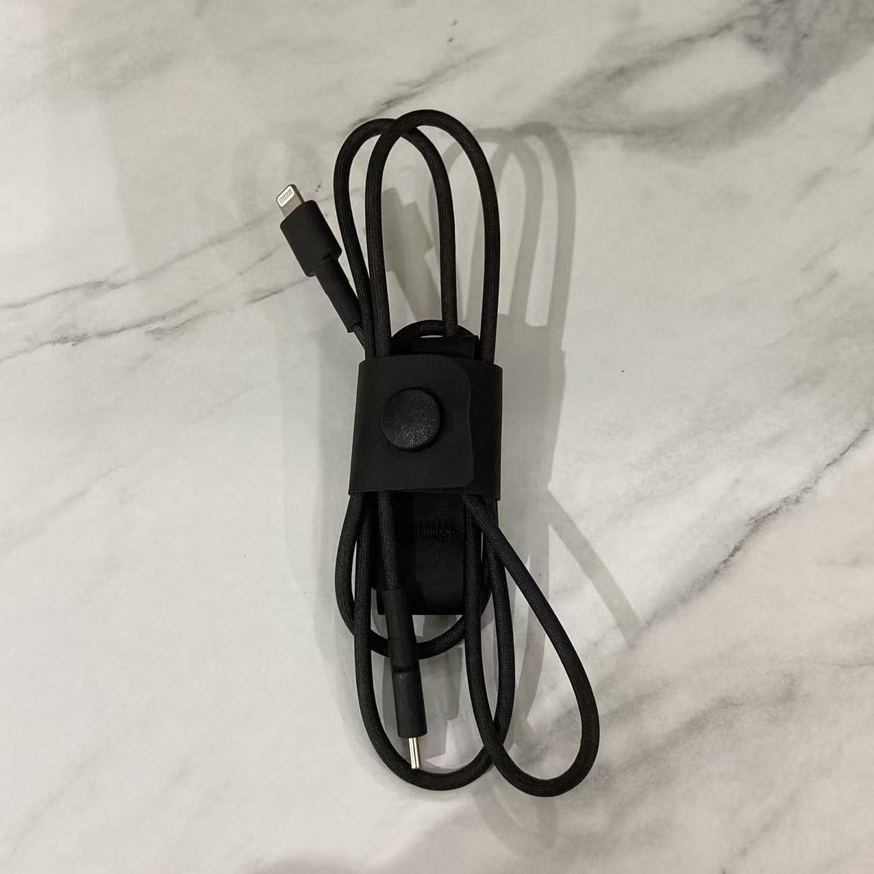 ALPAKA Hub USB Lanyard 掛繩 #1730 ( 陳列品/瑕疵品特價出售 )