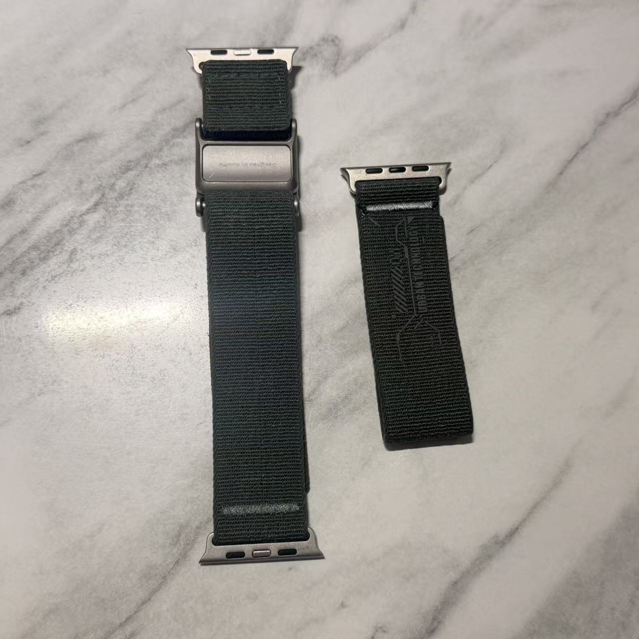 AULUMU Mag Buckle Slim Band 磁扣超薄雙錶帶 - Apple Watch  #1790 ( 陳列品/瑕疵品特價出售 )