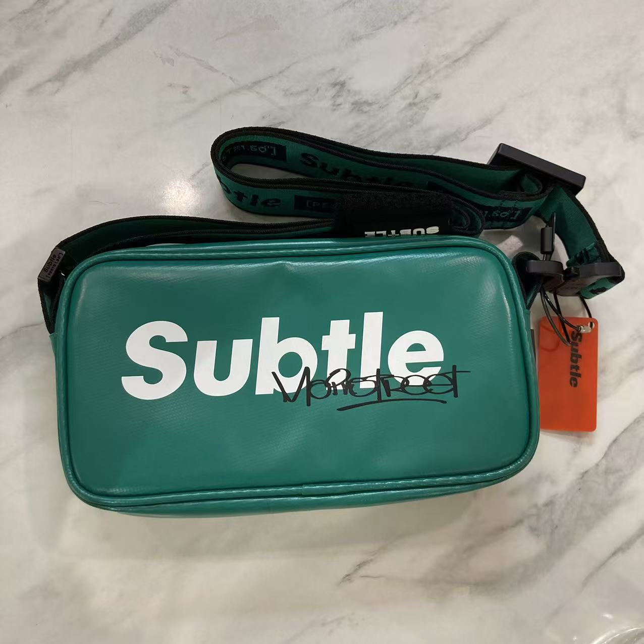 SUBTLE INDIE Side Pack 輕便時尚側背包 #1774 ( 陳列品/瑕疵品特價出售 )