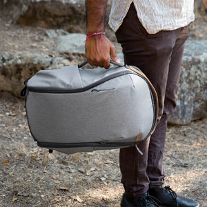 PEAK DESIGN Everyday Backpack Zip V2｜兩種容量選擇，專為都市日常使用與攝影需求打造