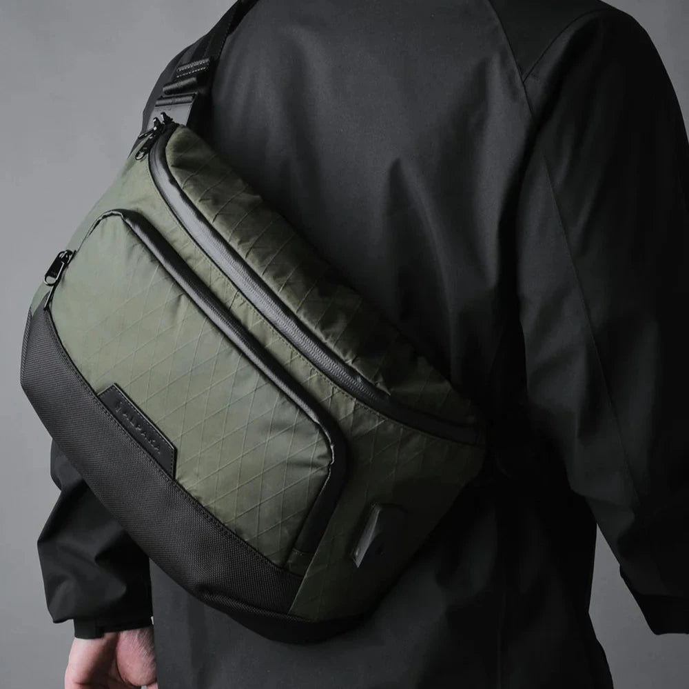 ALPAKA Bravo Sling Max V2 防水防盜側肩包 - 商務與日常兼具的百搭單肩包