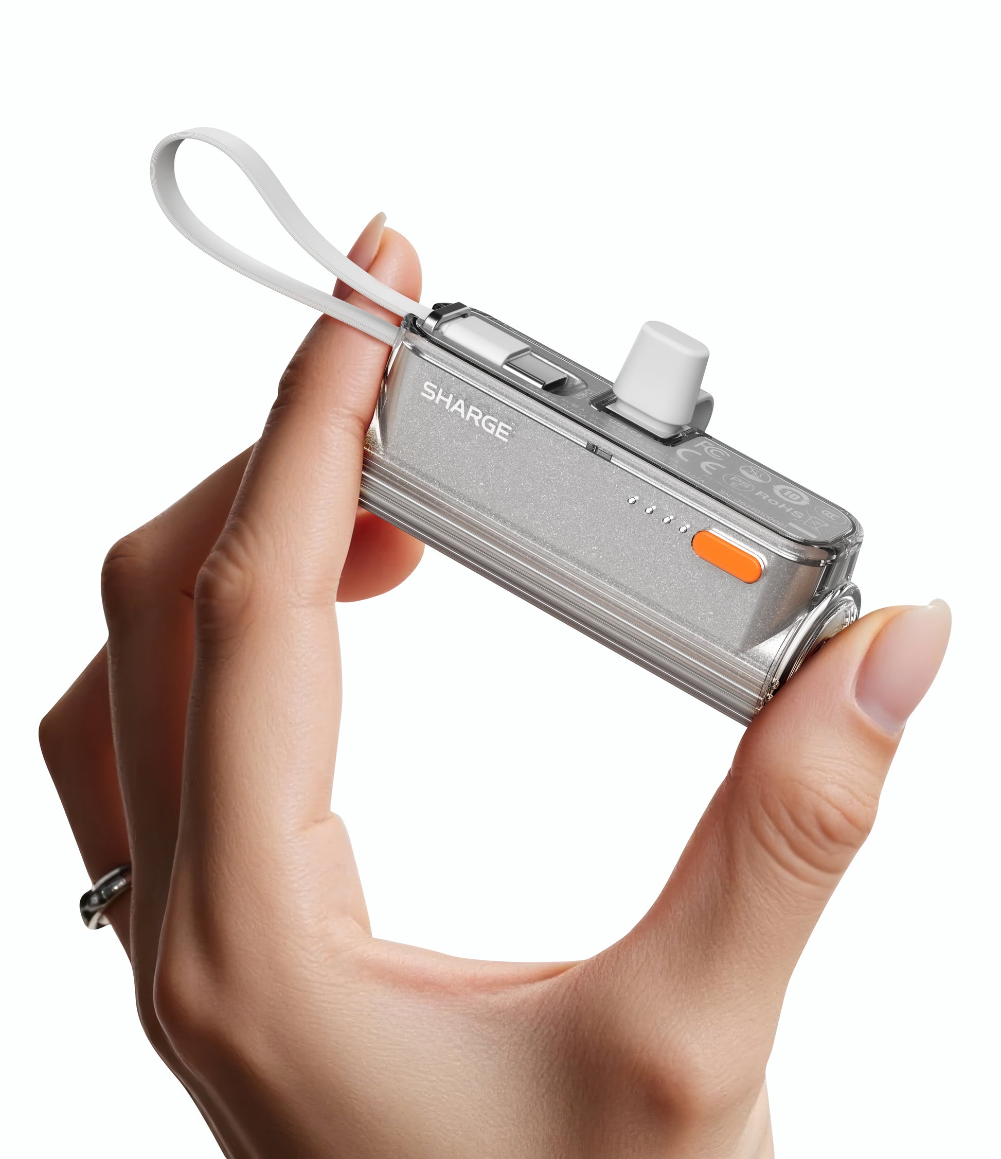 SHARGE Flow Mini 2 重量僅約 100g，輕鬆攜帶，隨時補電