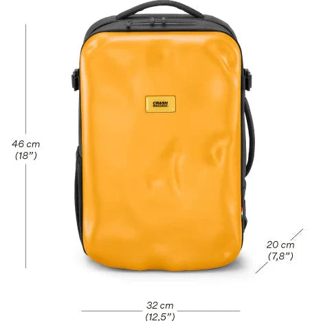 CRASH BAGGAGE Iconic Backpack 背囊｜背包外殼採用硬殼防護設計，兼具時尚與實用性