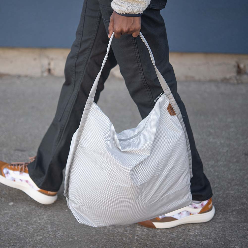 PEAK DESIGN Packable Tote 輕便折疊手提袋，採用環保防水材質
