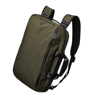 ALPAKA Elements Tech Brief Pro 日常通勤背囊 600D｜採用 Axoflux® 600D 回收纖維與 YKK Aquaguard 防水拉鍊，提供全天候保護